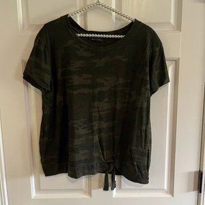 Sanctuary Ladies Camo Print Knot Front Short Sleeve Tee